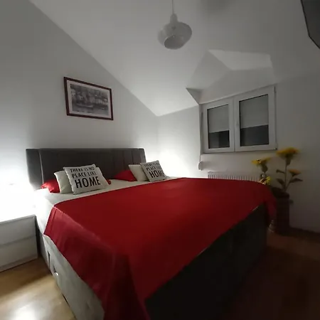 Apollo Premium Apartman *