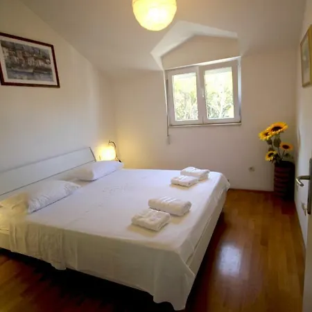 Apollo Premium Apartman *