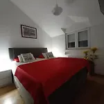 Apollo Premium アパート *