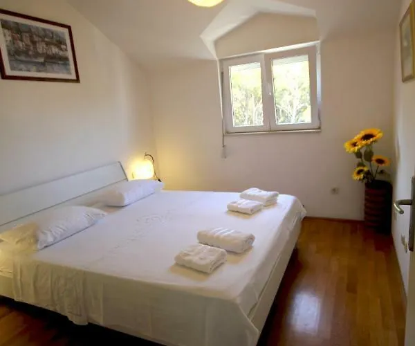 Apollo Premium Apartament *