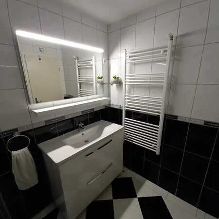 Apollo Premium * Makarska