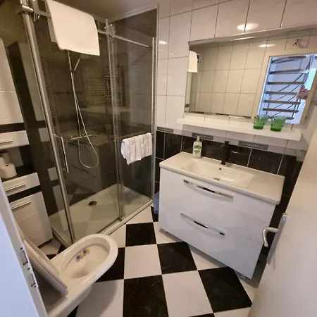 Apollo Premium * Makarska